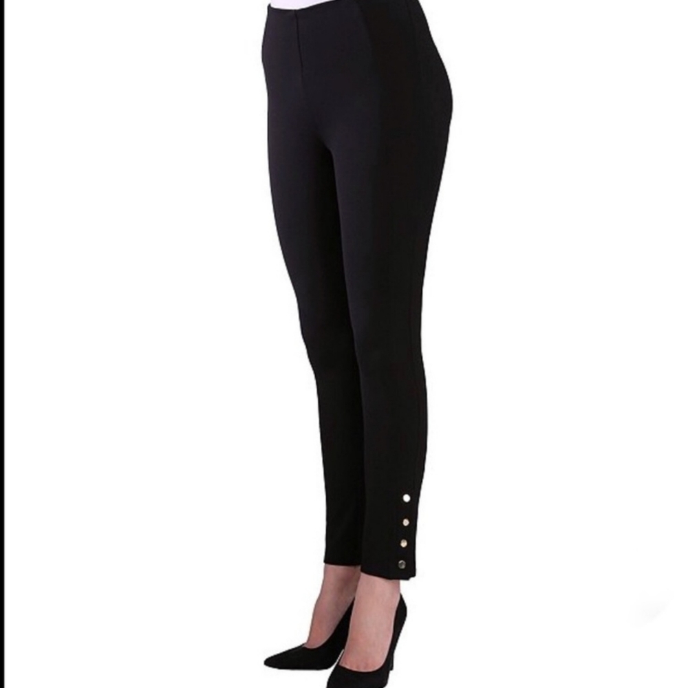 Peter Nygard 1x (16-18) Black Ponte Ankle Pants